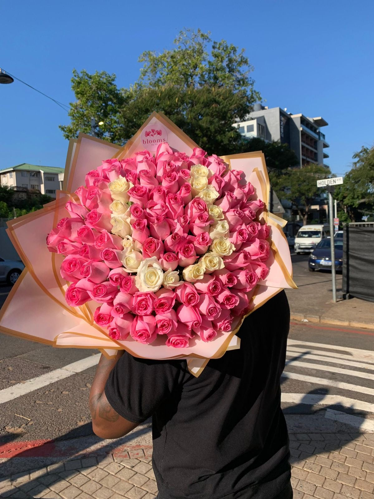 100 Roses Initial bouquet