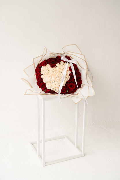 100 Roses Initial bouquet